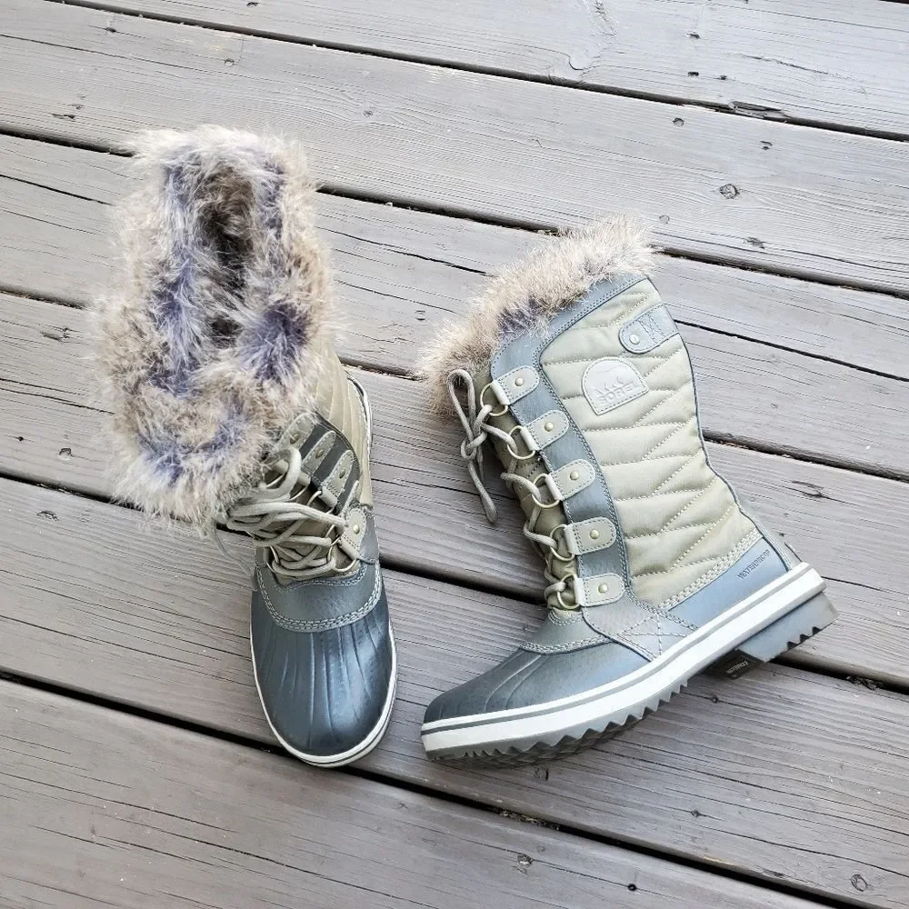 Sorel Tofino II Waterproof Insulated Olive Green Faux Fur‎ Cuff Winter Boots 9